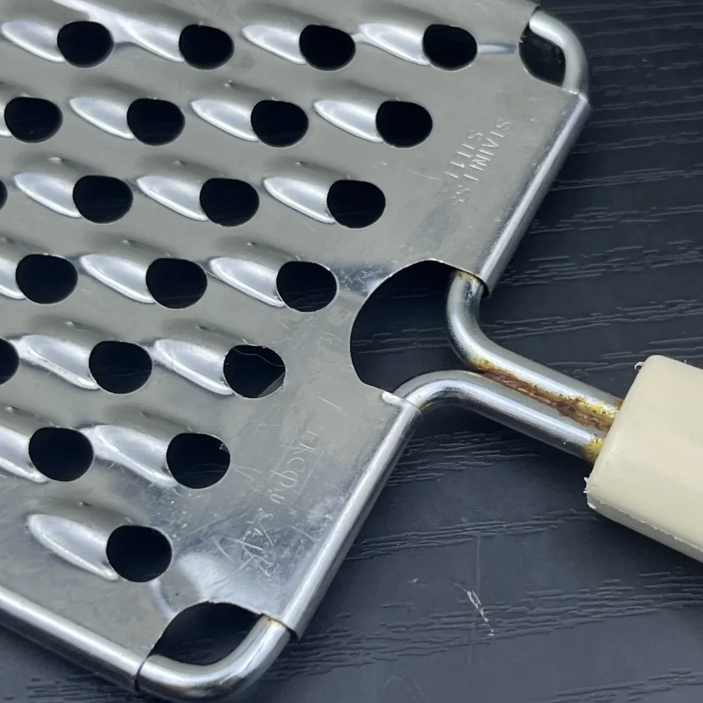 Vintage MCM EKCO Hand Grater 11